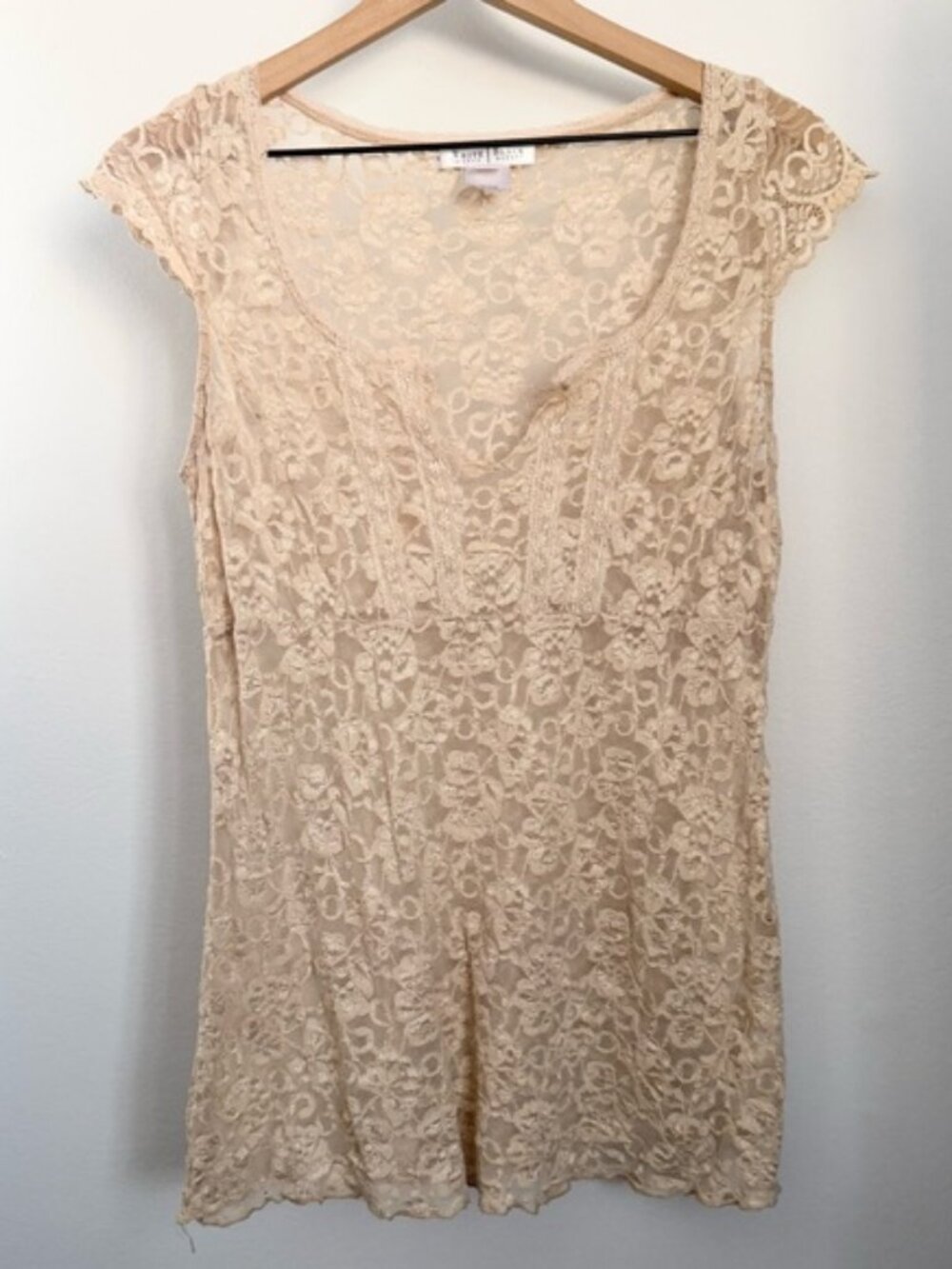 Y2K XL Cream Beige Floral Lace Peplum Blouse Dainty Cottage Renaissance